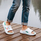 ☁️🦶 Hjemmesko i memory foam | Støtte til fodbuen, skridsikker, egnet til brug både i vådt og tørt miljø, nemme at tage af og på, stilfulde og alsidige