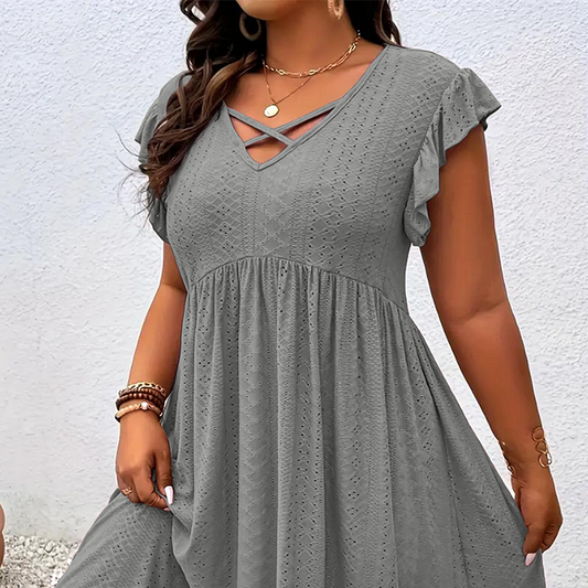✨ BEGRÆNSET TILBUD: 50 % RABAT! 👗 Damekjole med V-udskæring og flæser – smigrende, blød og perfekt til enhver lejlighed 🌸