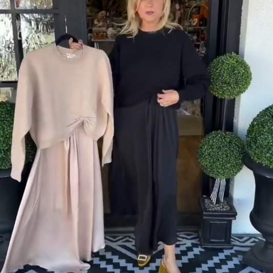 Elegant 2-delt sæt til kvinder: Top med snoet knude og maxikjole