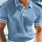 Sommerlig, afslappet polo-shirt med korte ærmer